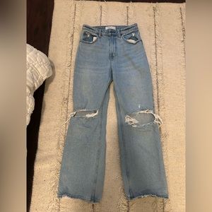 Abercrombie Curve Love 90s Relaxed High Rise Jean